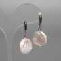 Barokní náušnice z perel s odstínem benzínu, průměr cca 19×23 mm, délka cca 40 mm, anglický zámek
