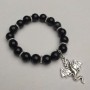 Náramek z černého achátu – hladké kuličky, průměr 10 mm ±, délka 18 cm ± (elastický) s kovovými vložkami