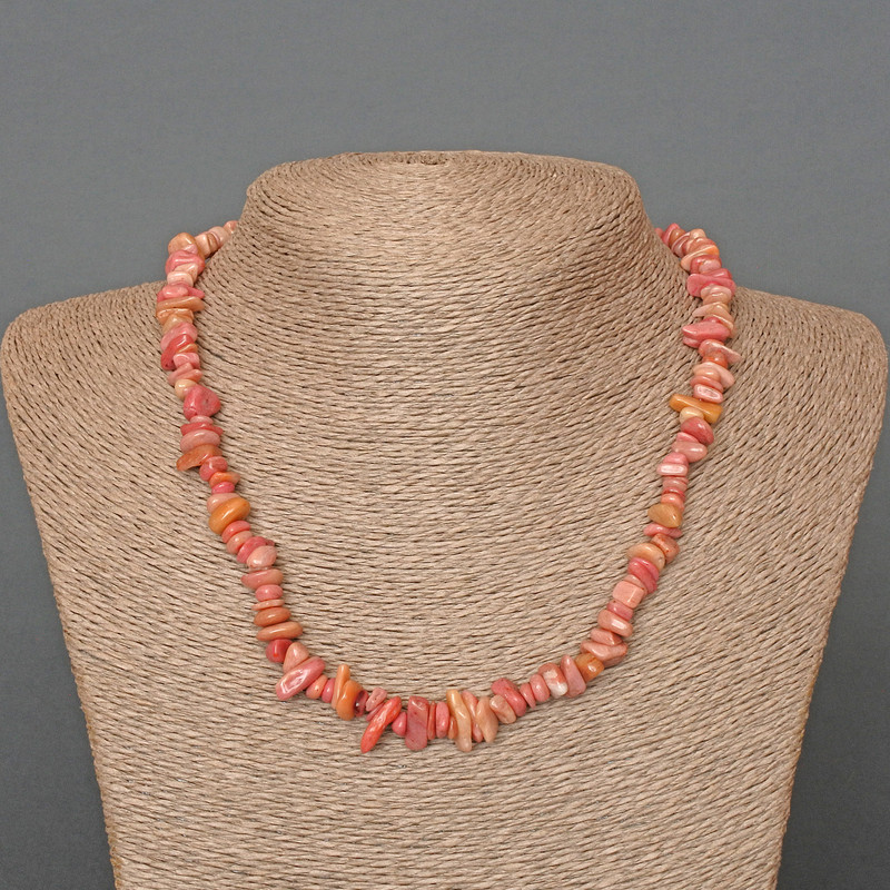 Náhrdelník z rhodochrozitu, přírodní kámen, drobná zrníčka, průměr 8×3 mm, délka 47 cm