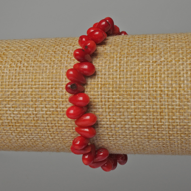 Náramek z přírodního korálu, korálky 5×8 mm, délka 18 cm (elastický)