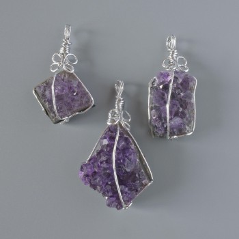 Přívěsek z ametistové drúzy geody, přírodní kámen ve stříbrném provedení, rozměry 16×38 mm až 28×44 mm+