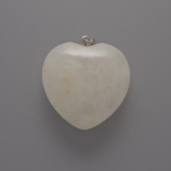 Přívěšek ve tvaru srdce z horského křišťálu, průměr 30×30×12 mm, délka 36 mm ±