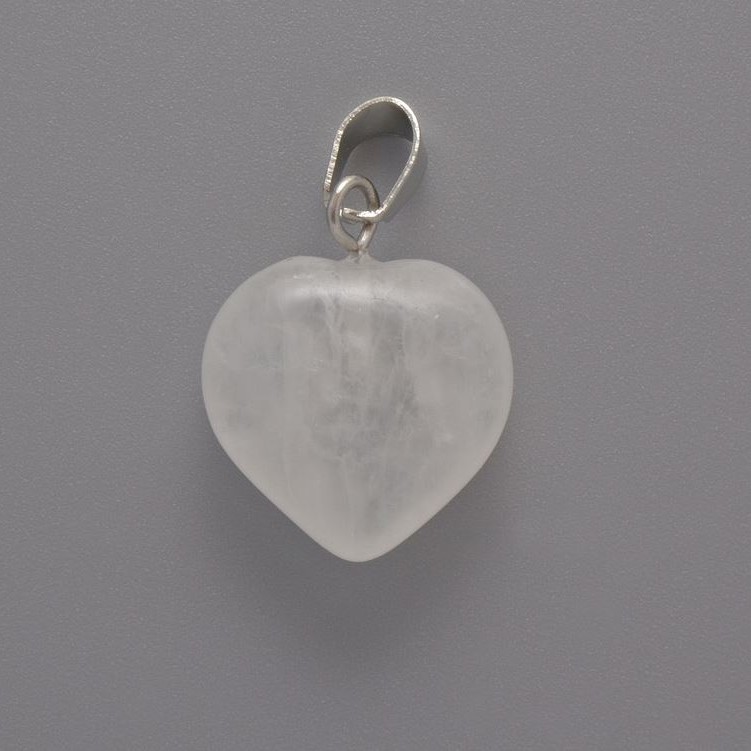 Přívěšek srdce z horského křišťálu, rozměry 20×20×6 mm, délka 28 mm ±