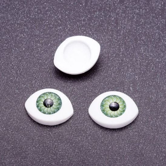 Kovové oči «Živé oči», pár, barva zelená zornice, průměr 8 mm, 16×12 mm, balení 20 párů