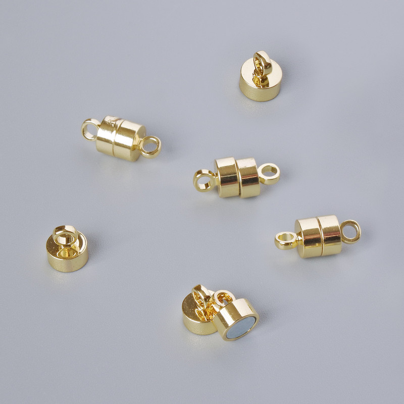 Magnetické zapínání zlatistého odstínu kovu, rozměr 11,5×6 mm, 1 ks