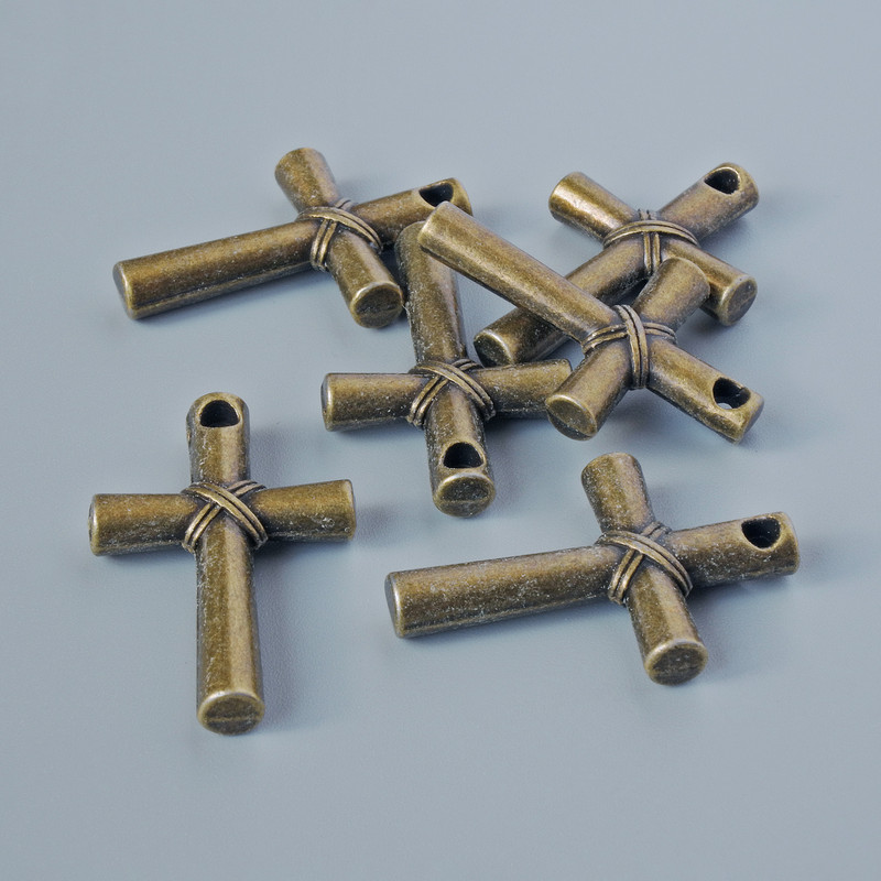 Přívěsek 'Kříž', průměr 28×18×4 mm, průměr dírky 2,3 mm, balení 6 ks ± bronzová barva kovu