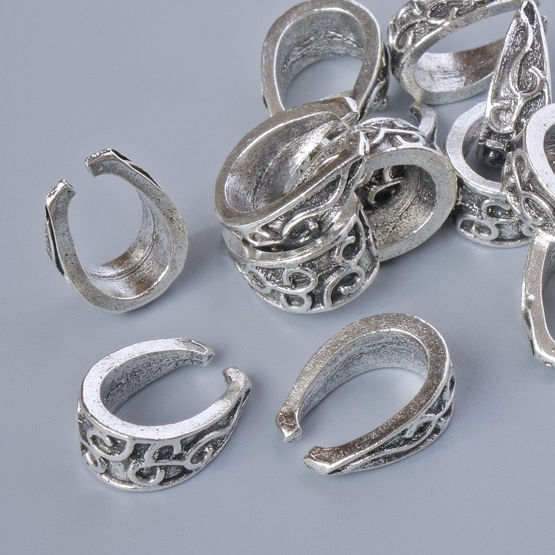Kovové komponenty pro šperky – podkulonník, rozměry 15 × 11 × 6 mm, otvor 10,7 × 7,2 mm, balení 13 ks ± 20 g, stříbrná barva kovu