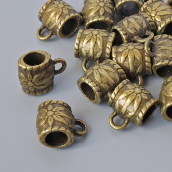 Držák bailu, průměr 8×6 mm, průměr otvorů 1,7 mm a 4 mm, délka 10 mm, balení 18 ks, bronzová barva kovu