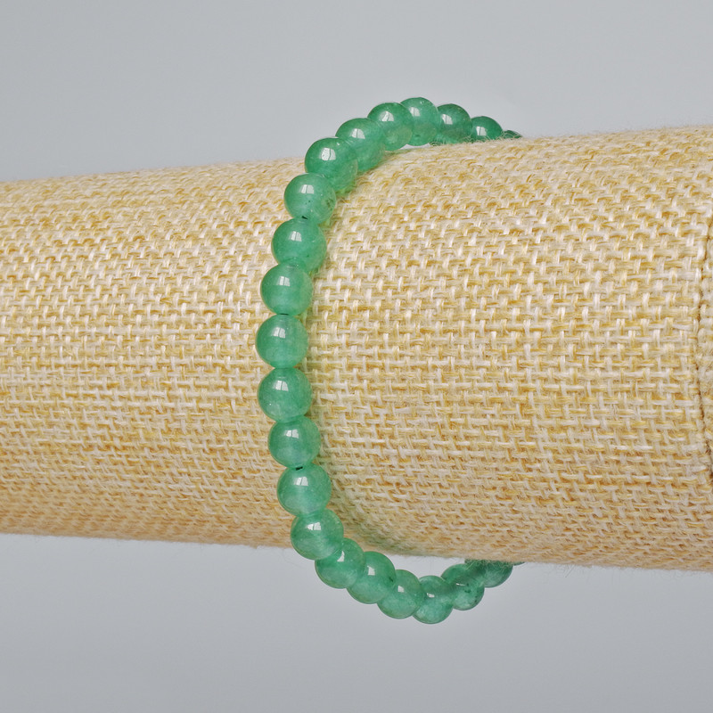 Náramek z nefritu (umělý) hladká kulička, průměr 6 mm ±, délka 18 cm ± (elastický)