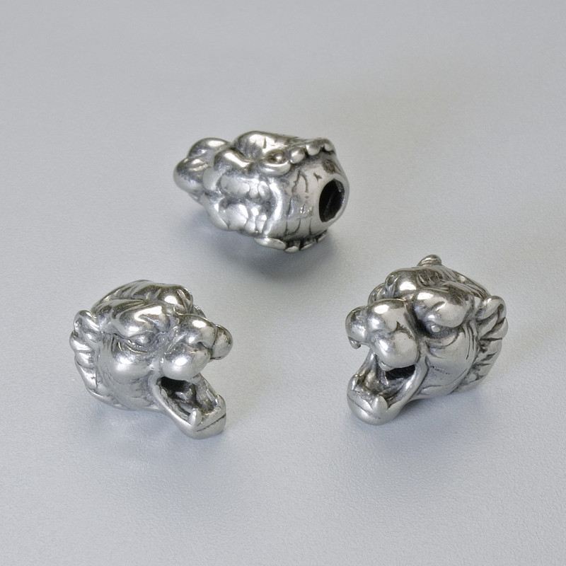Kovová korálka-vložka „Tygr“, průměr 12×8×9 mm ±, otvor průměr 2,8 mm, stříbrná barva kovu, 1 ks