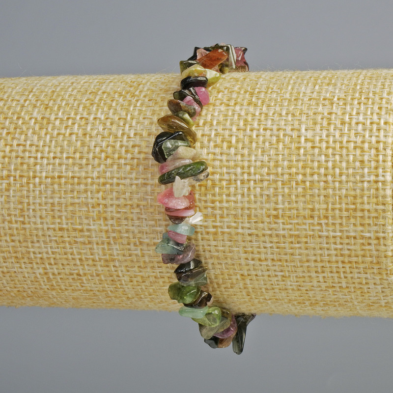 Náramek z přírodního turmalínu, drobné kamínky, průměr 6×2 mm, délka 18 cm ± (elastický návlek)