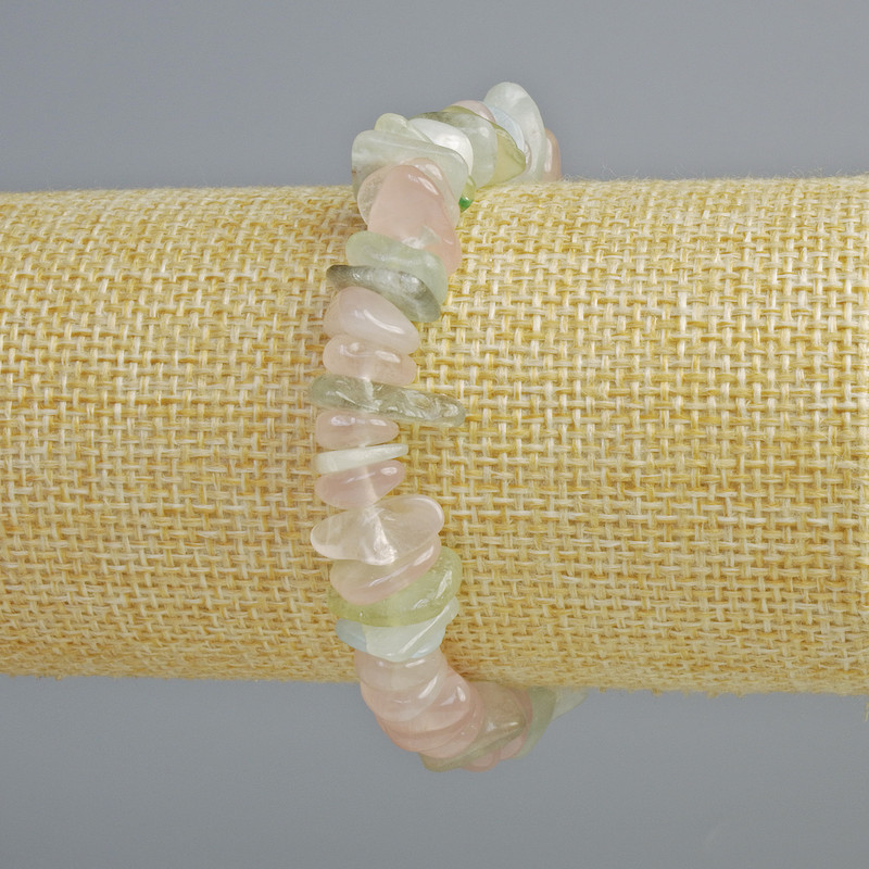 Náramek z morganitu, drobné kamínky, průměr 12×4 mm ±, délka 18 cm ± (elastický)