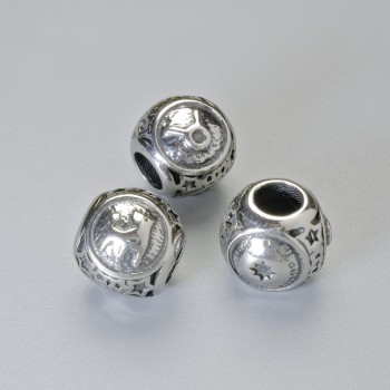 Kovová korálka-vložka Znak zvěrokruhu 'Býk', průměr 9×10 mm ±, otvor 4,3 mm, stříbrný odstín kovu, 1 ks