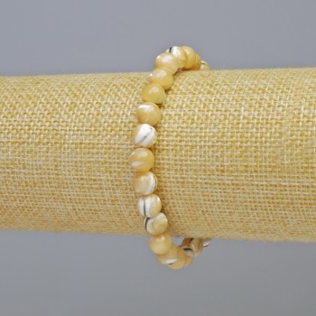 Náramek z přírodní perleti, hladká kulička, průměr cca 7 mm, na elastické šňůrce, délka 18 cm+