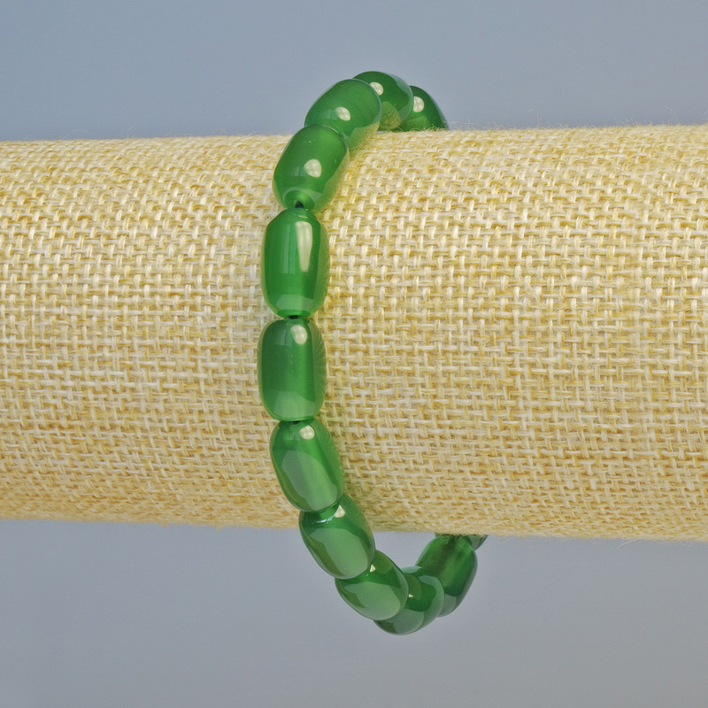 Náramek z chryzoprastu, cylindrické korálky o průměru 8×12 mm ± (elastický), délka 18 cm+