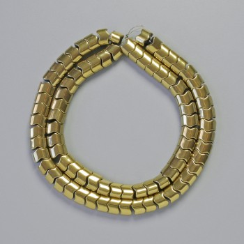 Korálky hematitu ve tvaru hadího vzoru zlaté barvy, průměr 7×5×5 mm, délka cca 42 cm, šňůra