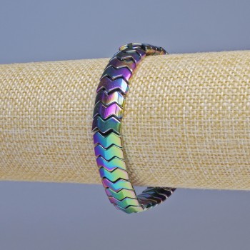 Náramek z hematitu barvy benzínu, hadí zigzag, průměr 12×6×5 mm ±, délka 18 cm ±, elastický