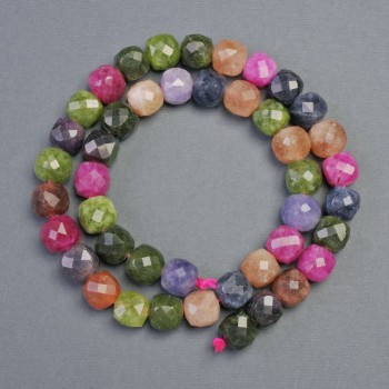 Korálky z přírodního kamene turmalín, brusované kostky, průměr 9×9 mm, délka 38 cm