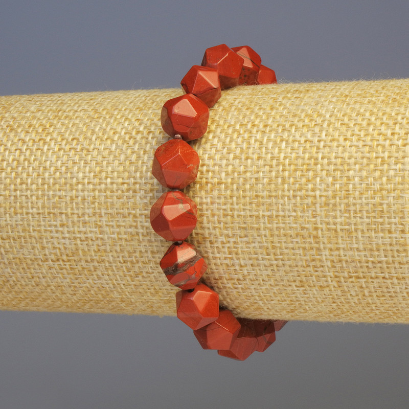 Náramek z červeného jaspisu, přírodní kámen, víceúhelníkové korálky, průměr 8×8 mm, délka 18 cm, elastický