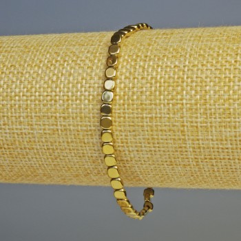 Náramek z hematitu, čtvercový tvar, zlatá barva, průměr 4×4×2 mm, délka 18 cm, elastický