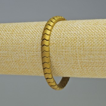 Náramek z hematitu hadí řetízek se zigzagovým vzorem, odstín matného zlata, průměr 7×5×5 mm, délka 18 cm, elastický