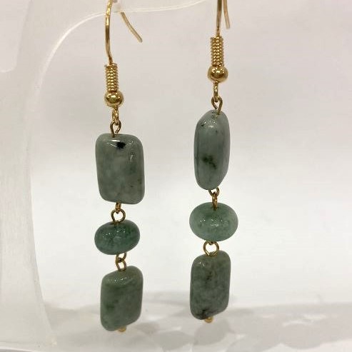 Náušnice z jadeitu – obdélníkové, rozměry 12×8 mm, rondely 8×6 mm, délka 58 mm