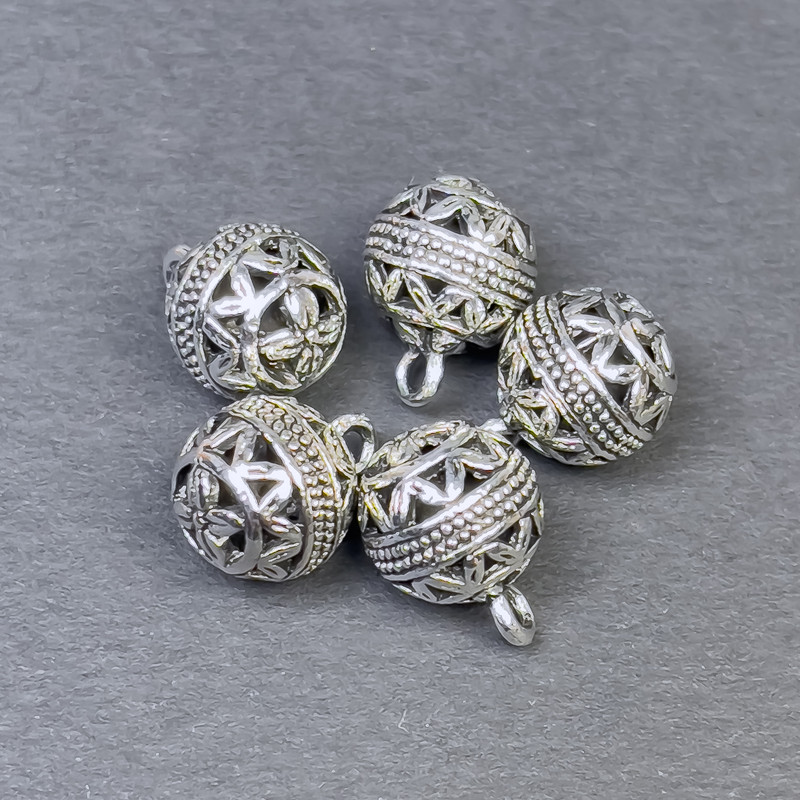 Furnitura – Přívěsek, barva kovu stříbrná, průměr 10×13,5 mm, balení 5 ks