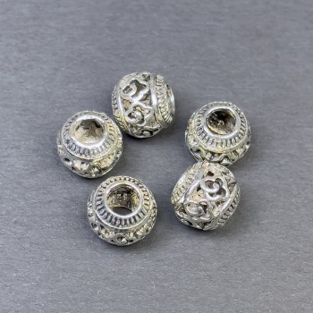 Korálková vložka – barva kovu stříbrná, rozměr 9×10 mm, otvor cca 4,5 mm, balení 5 ks