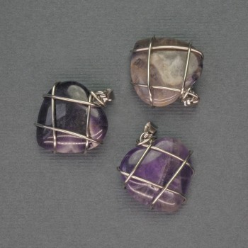 Přívěšek Srdce ametystu ve stříbrném opletení, průměr 21×21 mm ±, délka 27 mm ±