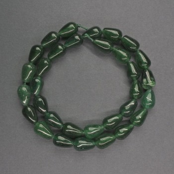 Korálky chrysoprasu – kapkovité, průměr 8×12 mm, délka 37 cm