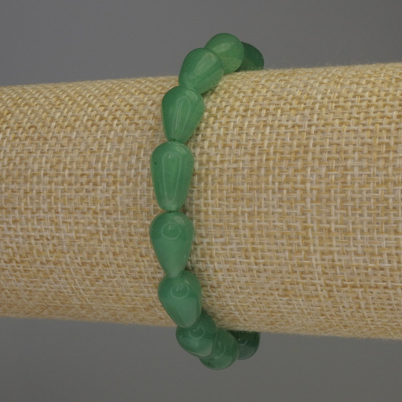 Náramek z nefritu ve tvaru kapky, průměr 12×8 mm, délka 18 cm, elastický