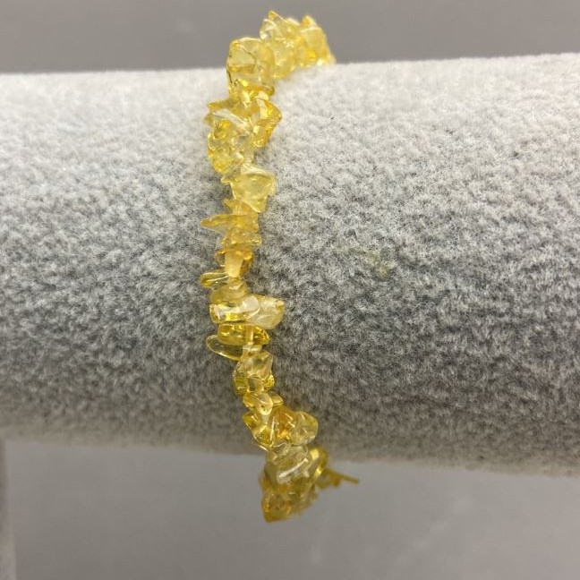 Náramek z citrínu – drobné částečky, průměr 6×3 mm, délka cca 18 cm, elastické provedení