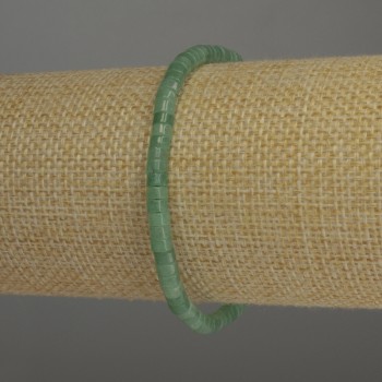 Náramek z nefritu s rondelovými korálky, rozměr korálků cca 4×2,5 mm, délka 18 cm, elastický