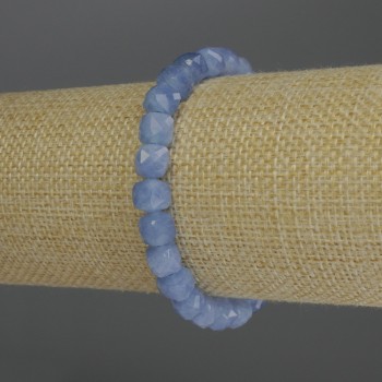 Náramek z akvamarínu – broušené kostky, průměr 7 mm, délka 18 cm, elastický