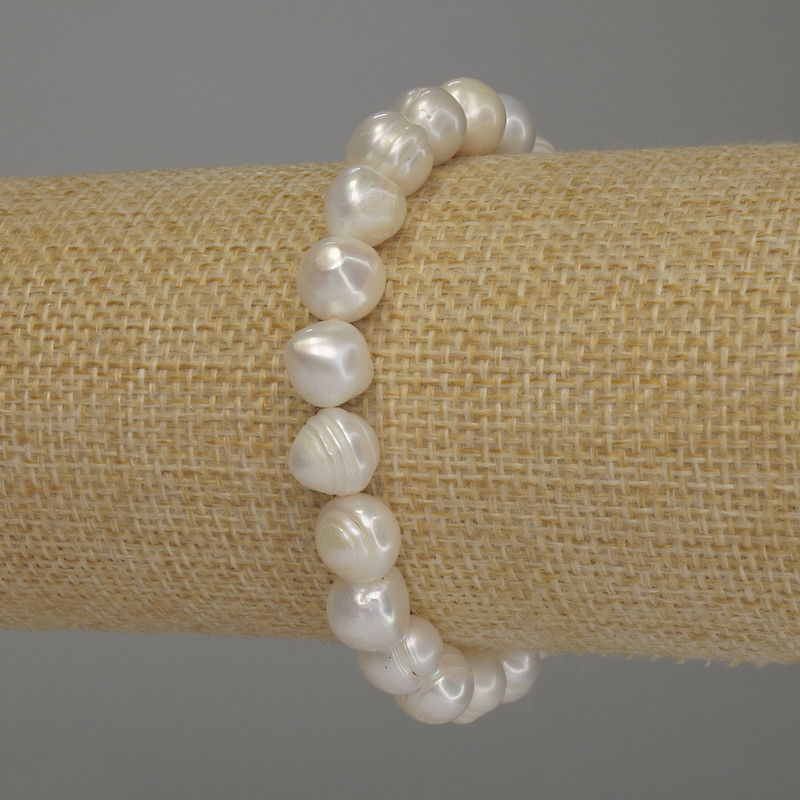 Náramek z říčních perel, průměr 9×8 mm, délka 18 cm (elastický)