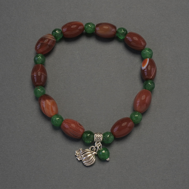 Náramek z achátu barilových korálků, průměr 12×8 mm ±, chrysoprase broušené kuličky 6 mm ±, délka 18 cm, elastická guma