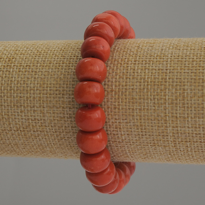 Náramek z umělého korálu ve tvaru rondelových korálků, průměr 12×8 mm, délka 18 cm, elastický