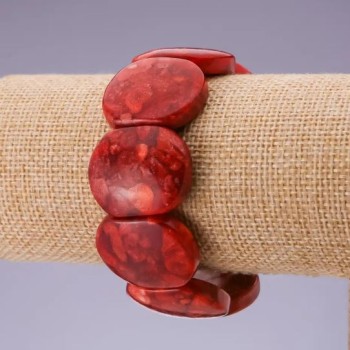 Náramek z porézního korálu na gumičce, články 28×24 mm, délka 18,5 cm