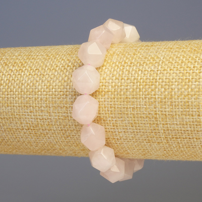 Náramek z růžového křemene, přírodní kámen, fasetované korálky, průměr 11×11 mm ±, délka 18 cm ±, elastický