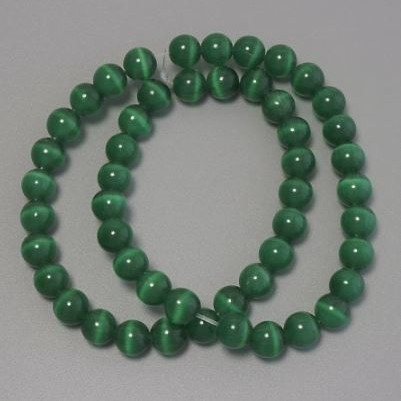 Korálky Kočičí oko tmavě zelené, syntetický kámen, hladká kulička, průměr 8 mm ±, navlečené na vlascu o délce cca 38 cm