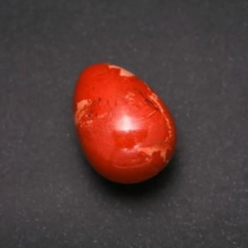 Vajíčko suvenýr z červeného jaspisu, průměr 40×30 mm