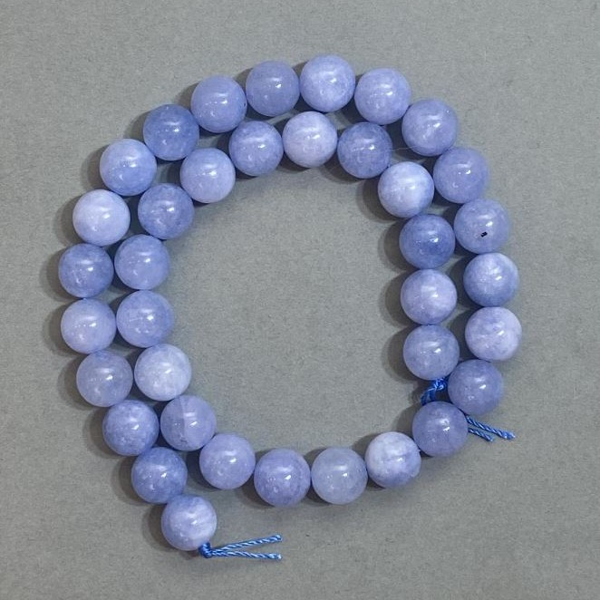 Akvamarínové korálky, hladká kulička, průměr 10 mm ±, navlečené na niti, délka 38 cm ±