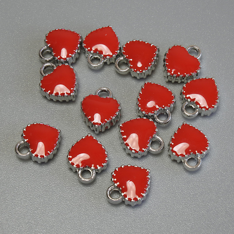 Přívěšek srdce, červený smalt, stříbrný kov, průměr 7×8 mm, balení 13 ks