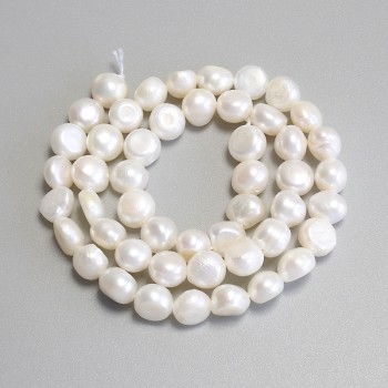 Říční perly – korálky, průměr 7–7,5×7 mm, na niti, délka 34 cm+