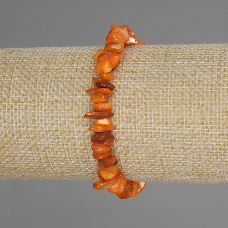 Náramek z perleťových drobků, průměr 7–12×2–4 mm, délka 18 cm, elastický