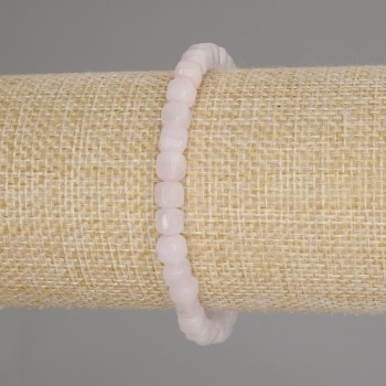 Náramek z růžového křemene, broušené kubíky, rozměr kamenů cca 5×5 mm, délka 18 cm, elastický