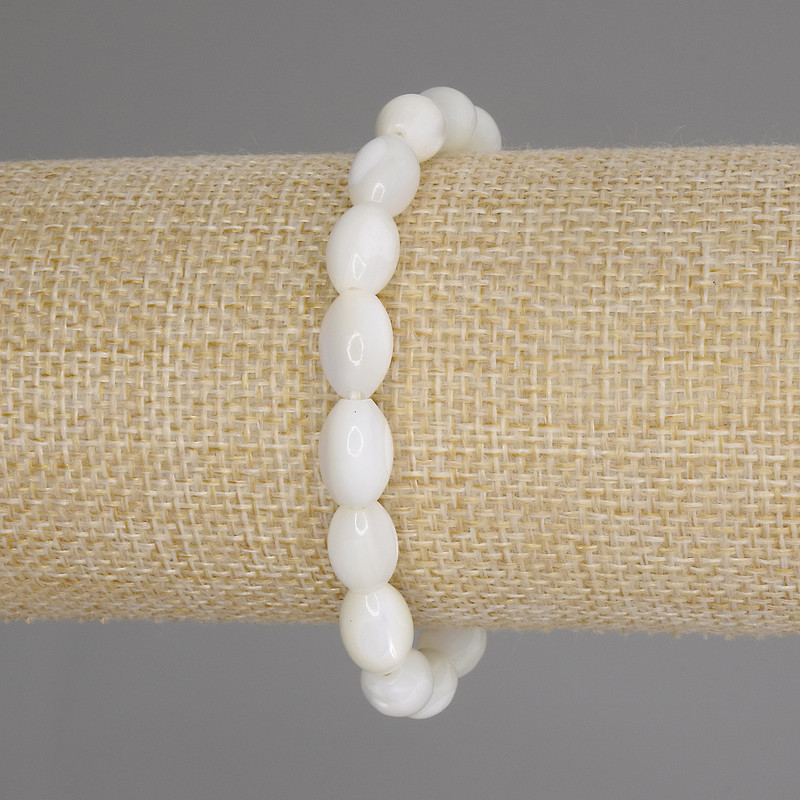 Náramek z perleti 'Zrno', průměr 11×7 mm, 5 mm ±, délka 18 cm ±, elastický