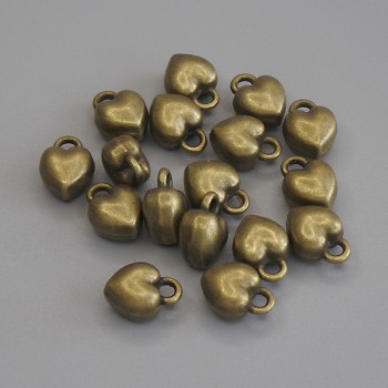 Přívěšek srdce bronzové barvy, průměr 9×7 mm, balení 18 ks