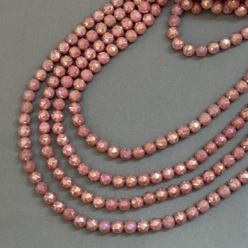 Růžové české křišťálové korálky na niti – broušené koule, průměr 8 mm, délka 38 cm