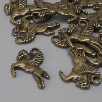 Přívěšek Pegas, bronzová barva kovu, průměr 16×17 mm ±, otvor pro ouško 2,4 mm ±, balení 12 ks